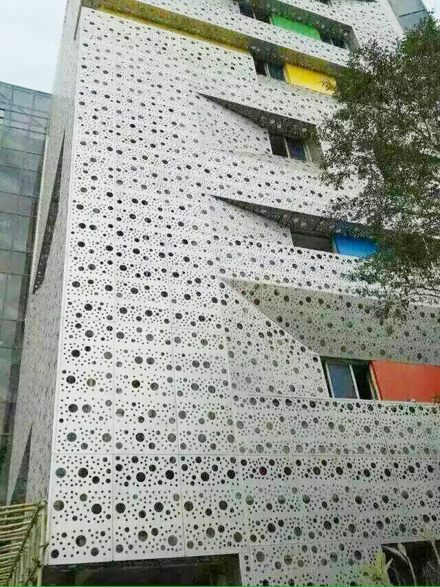 1588732345508850.jpg 冲孔铝单板43.jpg